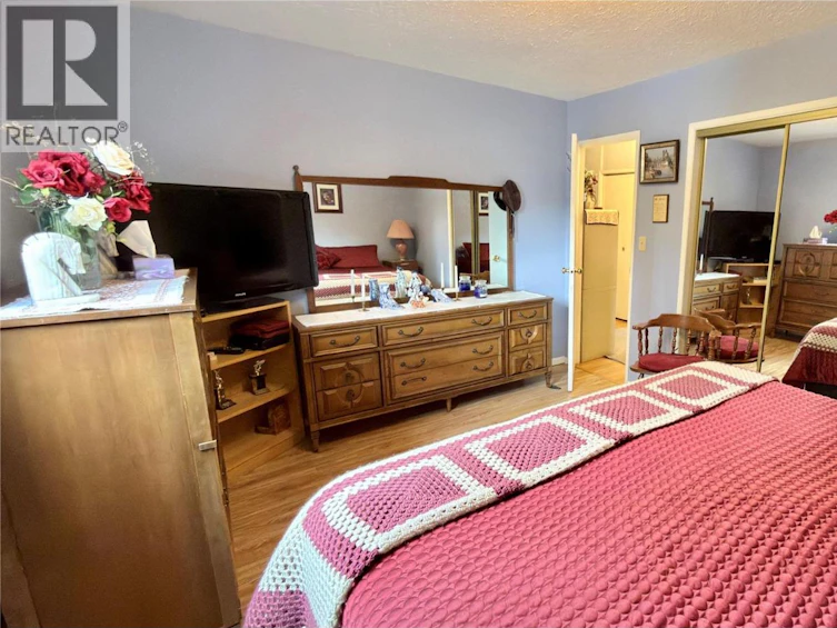 1120 Gowrie Street, Greenwood, BC, V0H 1J0 - 40