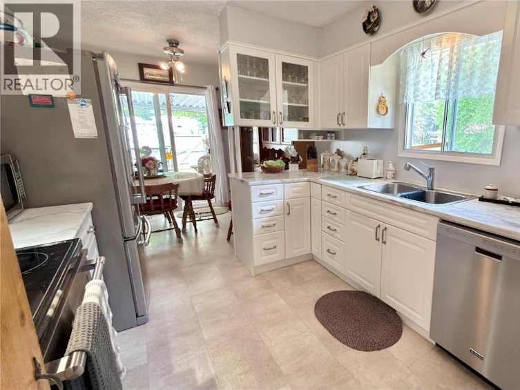 1120 Gowrie Street, Greenwood, BC, V0H 1J0 - 26