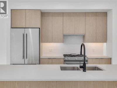 132-1455 Cara Glen Court - 4