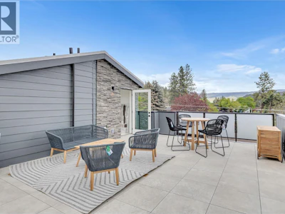132-1455 Cara Glen Court - 3
