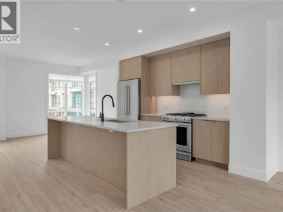 132-1455 Cara Glen Court - 5