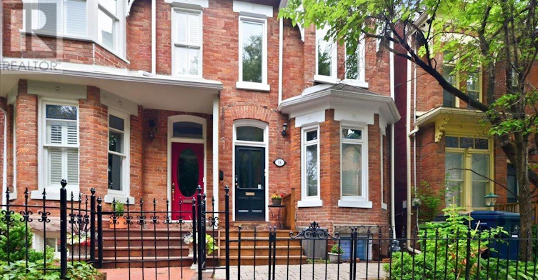 3-16 Aberdeen Avenue, Toronto, ON, M4X 1A2 - 3