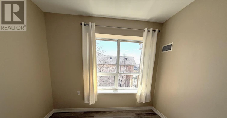 305-830 Scollard Court, Mississauga, ON, L5V 0A2 - 32