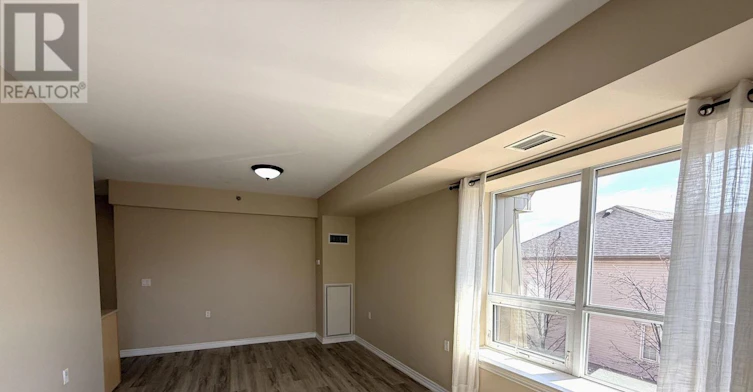 305-830 Scollard Court, Mississauga, ON, L5V 0A2 - 15