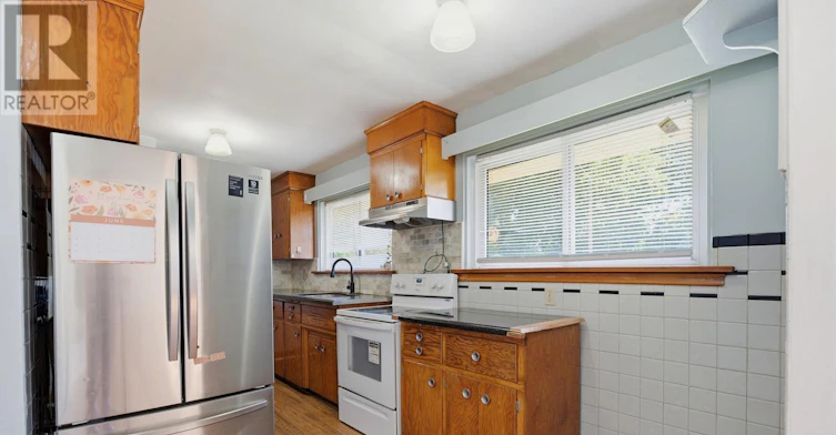 6427 Burdette Drive, Niagara Falls, ON, L2E 5H4 - 6