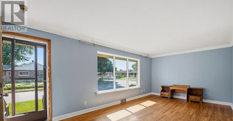 6427 Burdette Drive, Niagara Falls, ON, L2E 5H4 - 4
