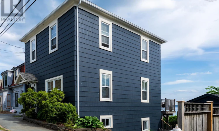 268 Montague Street