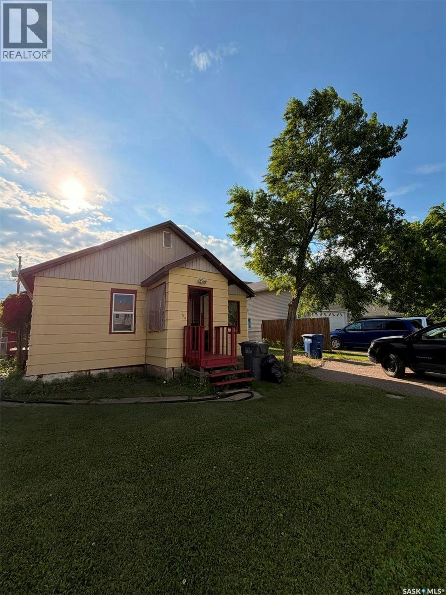 211 3rd Street W, Meadow Lake, SK, S9X 1C7
