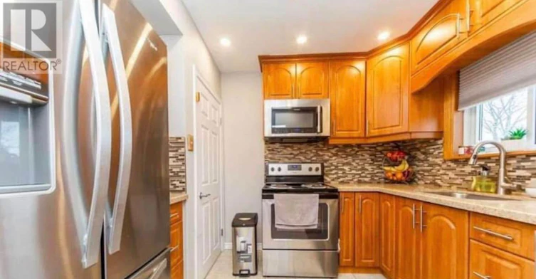 UPPER FLOOR-57 Medway Crescent, Toronto, ON, M1P 3T7 - 7