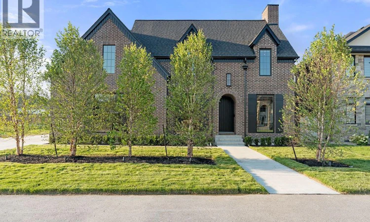 3901 Lasalle Woods