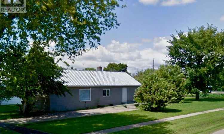 200 2nd Street N