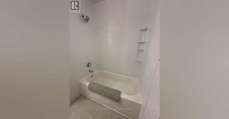 D-120 Endicott Terrace, Welland, ON, L3C 5S1 - 11