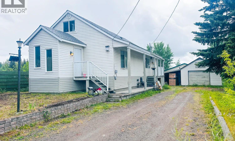 216 3rd Avenue
