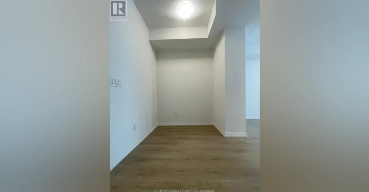 1110-8 Widmer Street, Toronto, ON, M5V 0W6 - 11