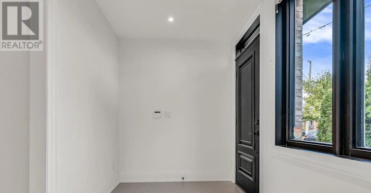 B-323 Mortimer Avenue, Toronto, ON, M4J 2C9 - 20