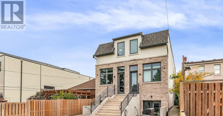 B-323 Mortimer Avenue, Toronto, ON, M4J 2C9 - 35