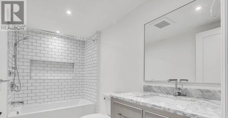 B-323 Mortimer Avenue, Toronto, ON, M4J 2C9 - 28