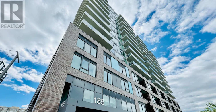 903-185 Deerfield Road, Newmarket, ON, L3Y 0G7
