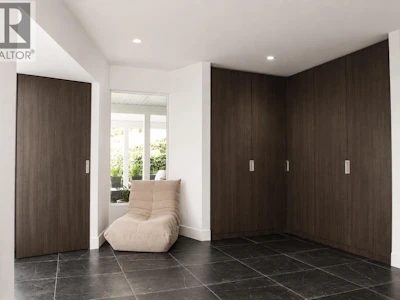 319 Carmel Crescent - 5