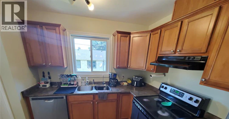 1710 Northway, Windsor, ON, N9B 1X9