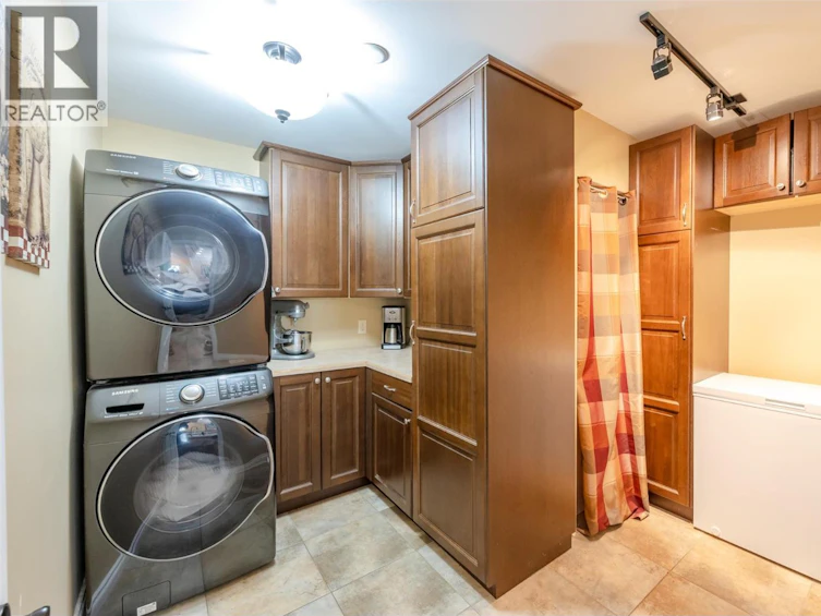 564 Alexander Avenue, Penticton, BC, V2A 1E5 - 10