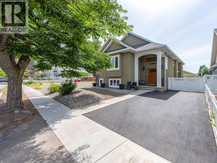564 Alexander Avenue, Penticton, BC, V2A 1E5 - 57