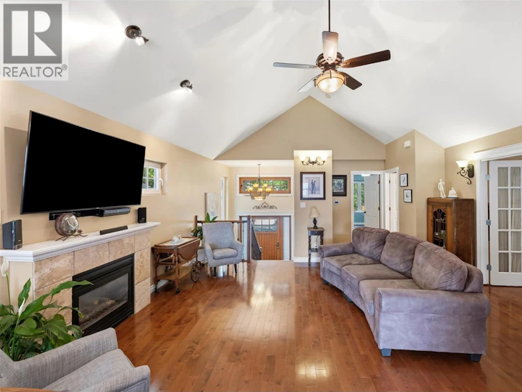 564 Alexander Avenue, Penticton, BC, V2A 1E5 - 12