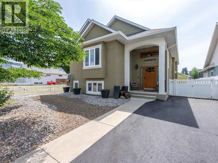 564 Alexander Avenue, Penticton, BC, V2A 1E5