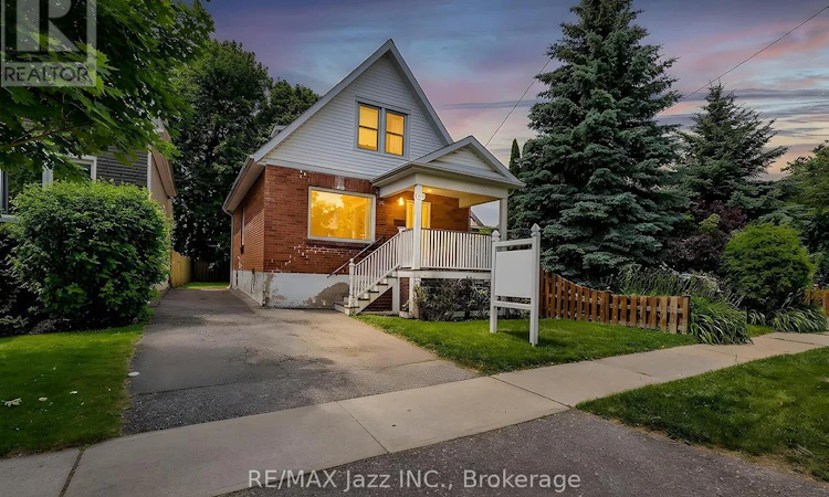 100 Montrave Avenue