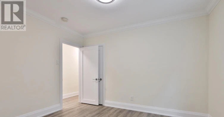 MAIN-4 Oriole Crescent, Toronto, ON, M5P 1L5 - 17