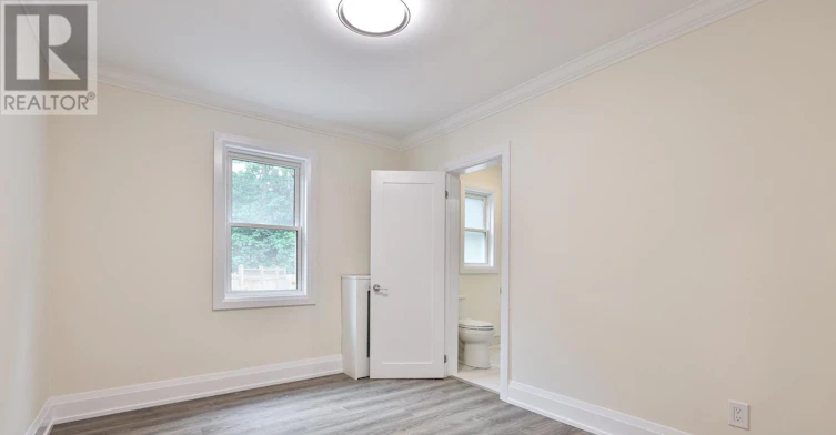 MAIN-4 Oriole Crescent, Toronto, ON, M5P 1L5 - 15