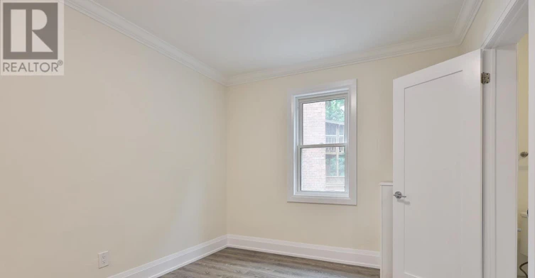 MAIN-4 Oriole Crescent, Toronto, ON, M5P 1L5 - 16