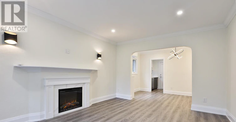 MAIN-4 Oriole Crescent, Toronto, ON, M5P 1L5 - 3