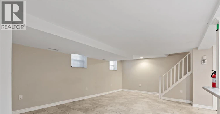 LOWER-282 Rossini, Windsor, ON, N8N 2Z1 - 13