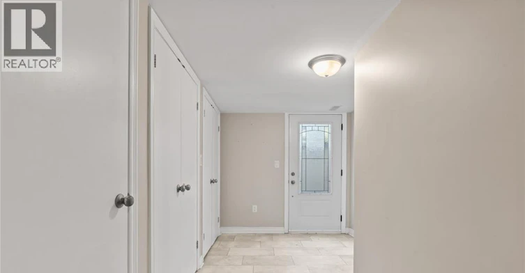 LOWER-282 Rossini, Windsor, ON, N8N 2Z1 - 7