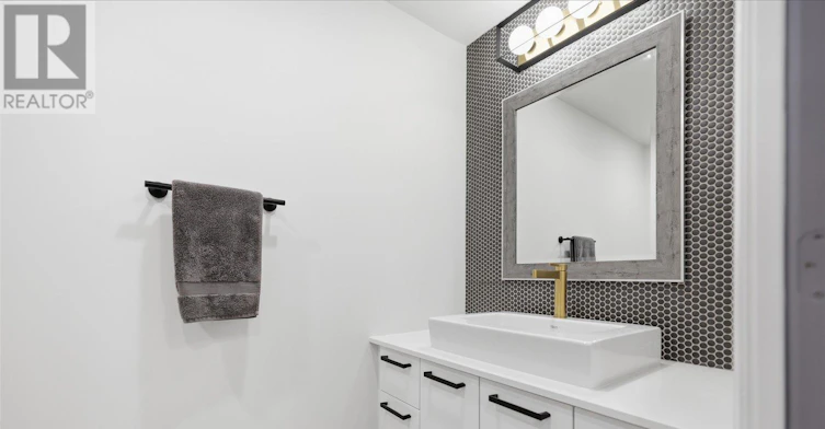 225-4800 7 Highway Road, Vaughan, ON, L4L 1H8 - 3