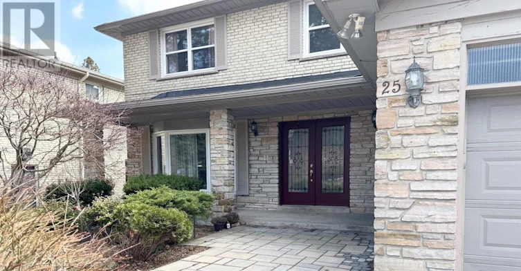 25 Cheval Drive, Toronto, ON, M3B 1R5 - 2