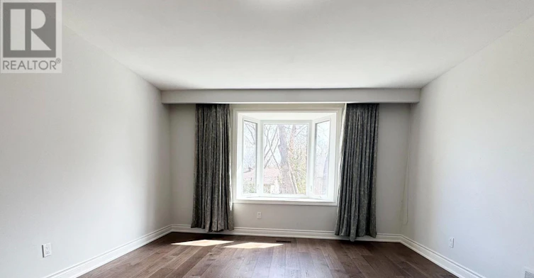 25 Cheval Drive, Toronto, ON, M3B 1R5 - 23