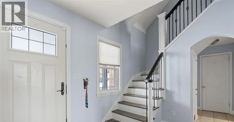 UPPER-282 Rossini, Windsor, ON, N8N 2Z1 - 20