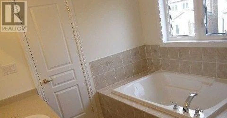 156 Castle Oaks Crossing Drive, Brampton, ON, L6P 3P4 - 5