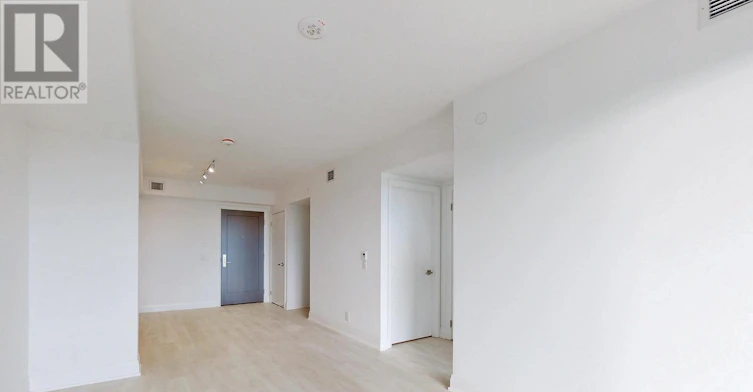 510-33 Frederick Todd Way, Toronto, ON, M4G 0C9 - 8