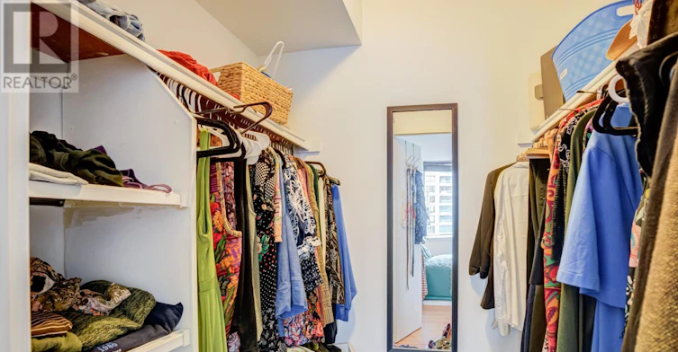 803-633 Bay Street, Toronto, ON, M5G 2G4 - 28