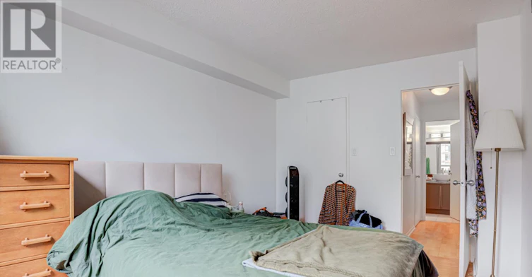 803-633 Bay Street, Toronto, ON, M5G 2G4 - 27