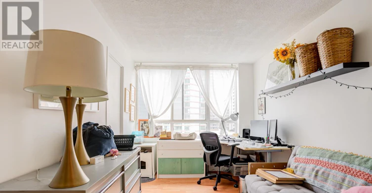 803-633 Bay Street, Toronto, ON, M5G 2G4 - 30