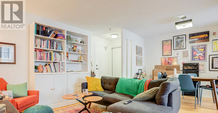 803-633 Bay Street, Toronto, ON, M5G 2G4 - 17