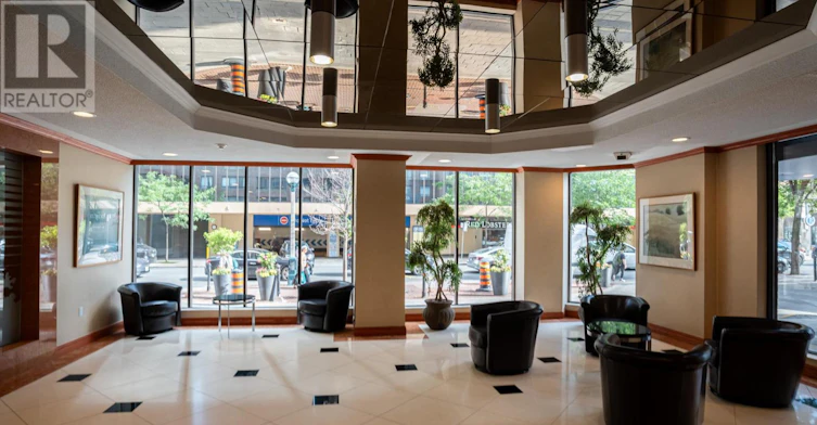 803-633 Bay Street, Toronto, ON, M5G 2G4 - 9