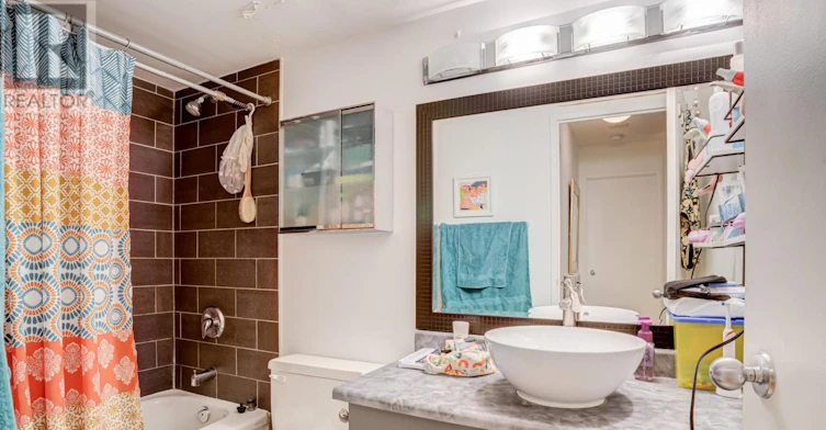 803-633 Bay Street, Toronto, ON, M5G 2G4 - 33