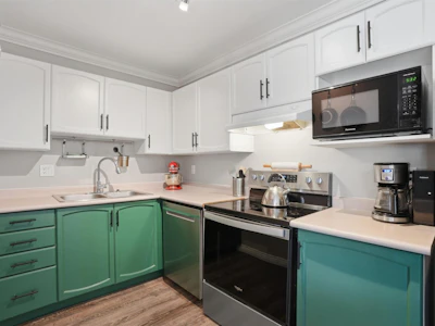 418-2962 Trethewey Street - 5