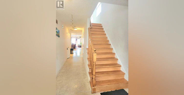 745 Laurelwood Drive, Waterloo, ON, N2V 2T9 - 5