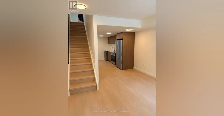 1A-243 Bradford Street, Ottawa, ON, K2B 5Z5 - 2